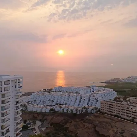 Lejlighed Apto Increible, Acogedor, Luminoso De Ambiente Muy Relajante Con Excelentes Vistas Y Servicios/ Amazing With Sunset Lovely Views