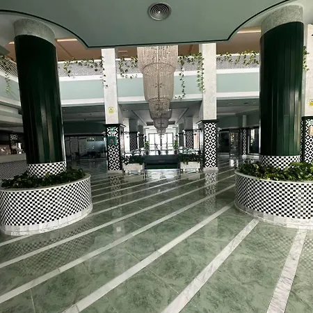 Apto Increible, Acogedor, Luminoso De Ambiente Muy Relajante Con Excelentes Vistas Y Servicios/ Amazing With Sunset Lovely Views *